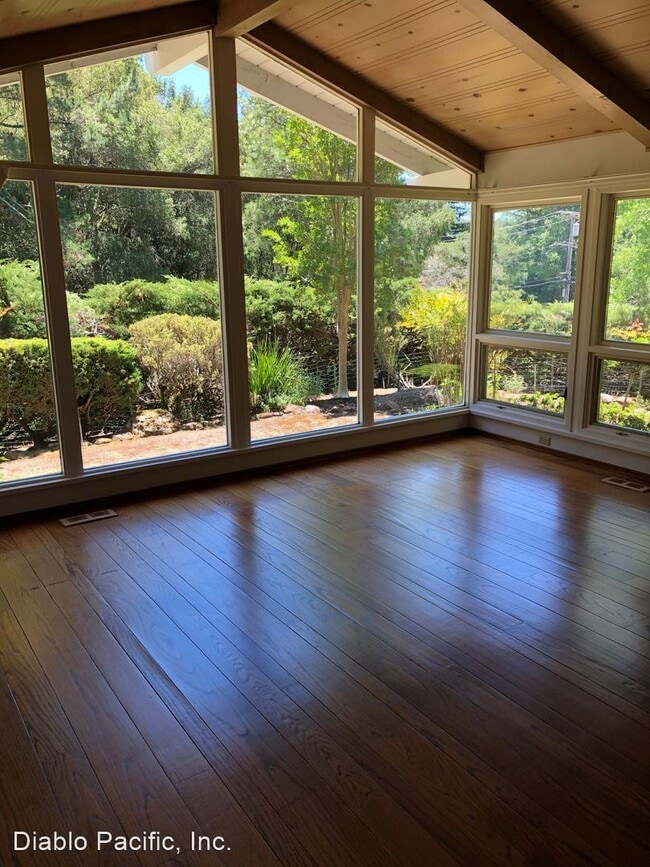 Primary Photo - 4 br, 2 bath House - 155 Hall Drive