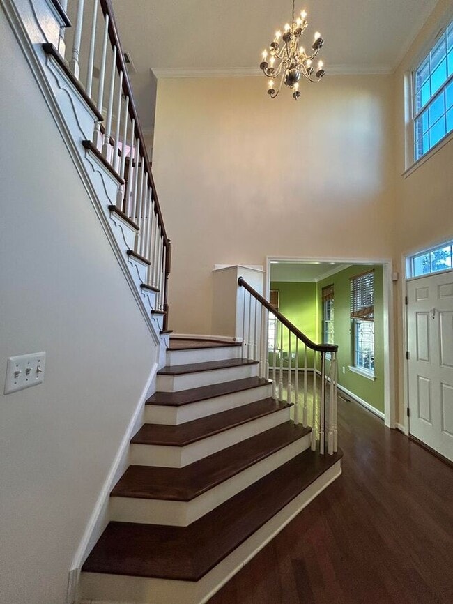 Building Photo - 9541 Evergreen Circle