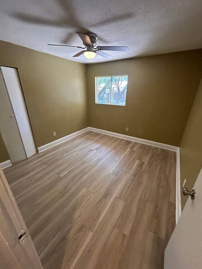 Building Photo - Discover the home and live like royalty!