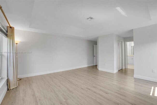 Building Photo - 1574 NW 103rd Terrace
