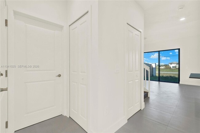 Building Photo - 18981 SW 344th Ter