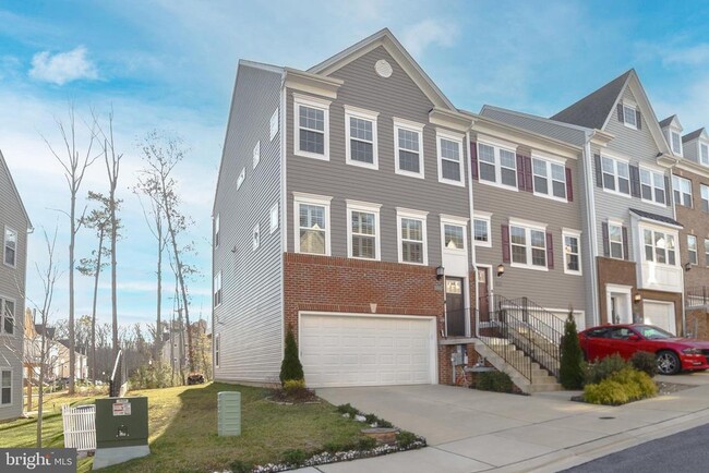 Building Photo - 23856 Myrtle Glen Way