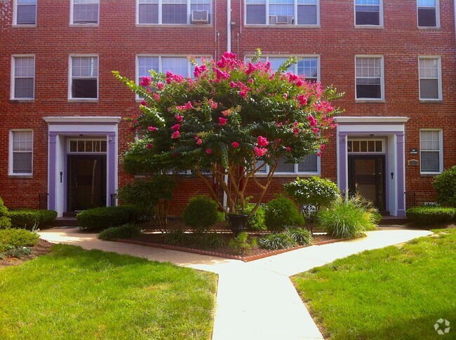 Building Photo - New Hampshire & First Apartments