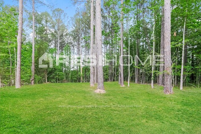 Building Photo - 205 Chimney Ridge Ln