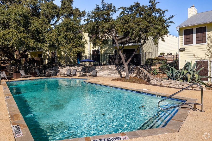 Alt - Torino Villas Apartments