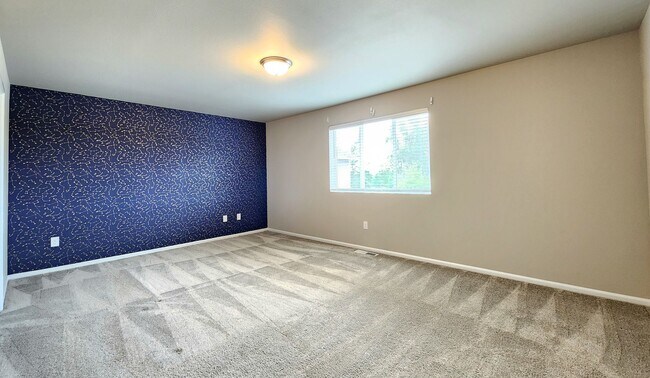 Building Photo - 4 Bedroom Home in Marysville Available Now!