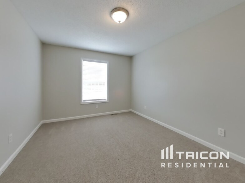 Building Photo - 340 Tuscany Trce
