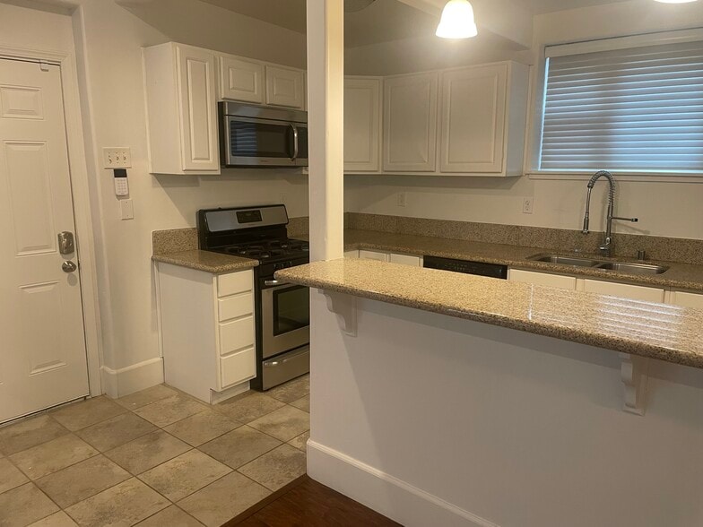 Kitchen - 2229 T St