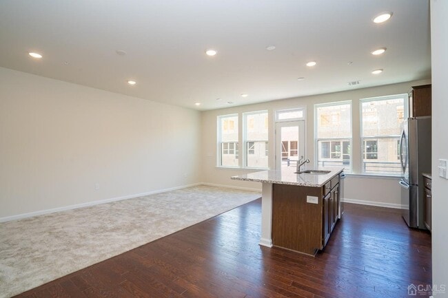 Building Photo - 218 Peyton Pl