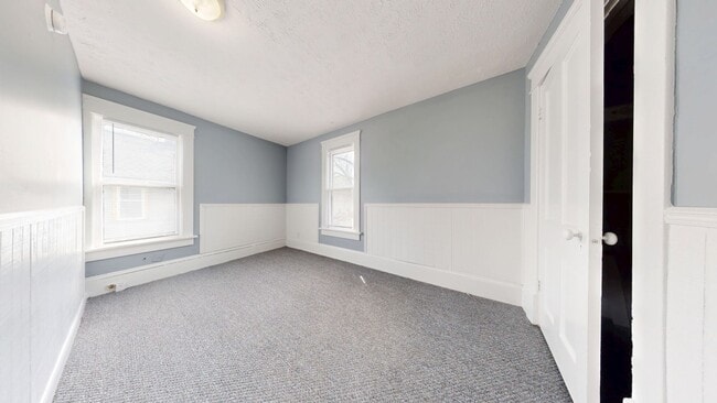 Building Photo - Coming soon-Freshly updated, large garage/small yard