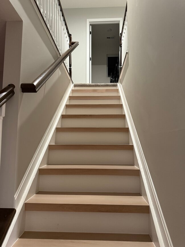 Building Photo - 7481 Autumn Joy Ave