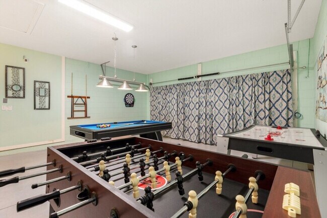 Building Photo - 1157 Cypress Pointe Blvd