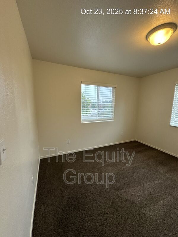 Building Photo - 2931 N Crowe St