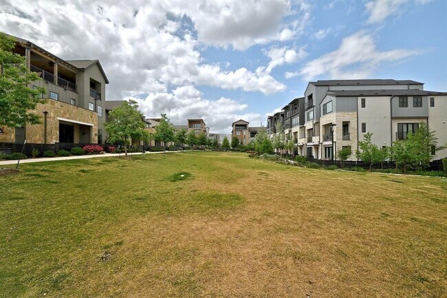 Building Photo - 4213 Elevator Dr