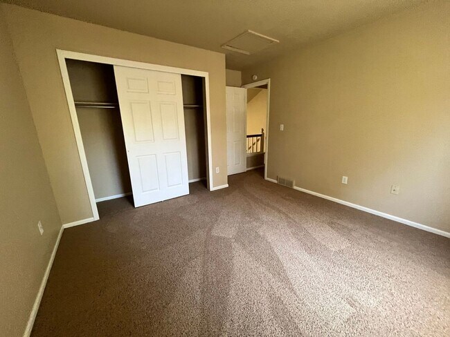 Building Photo - Wonderful Home in Central Ft. Collins