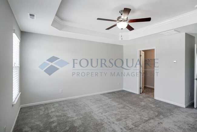 Building Photo - Spacious 3-Story Townhome with Bonus Suite & 2-Car Garage – In the Heart of RTP