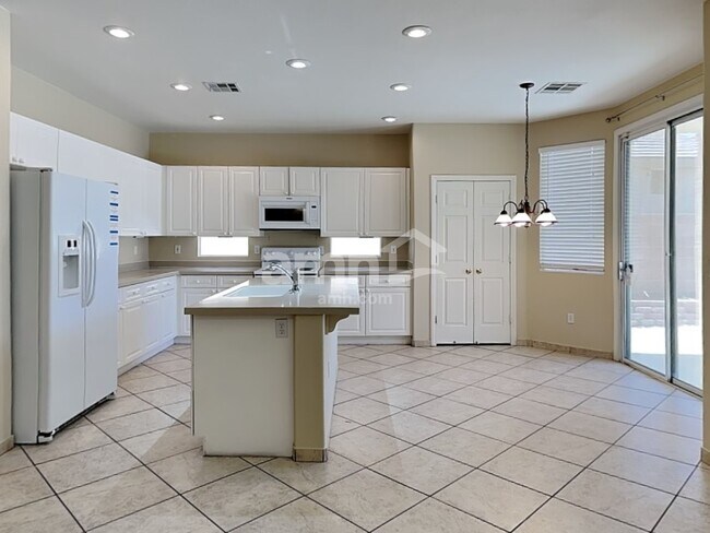 Building Photo - 901 Sir Winston Street