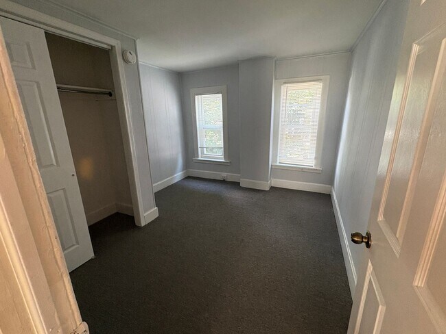 Building Photo - 2 Bed - West Chester Borough