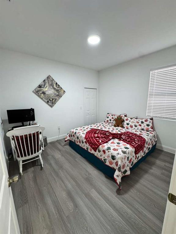 Building Photo - 407 Ranier Ave