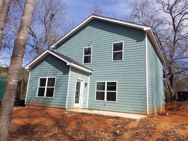 Primary Photo - 595 Vaughn Rd
