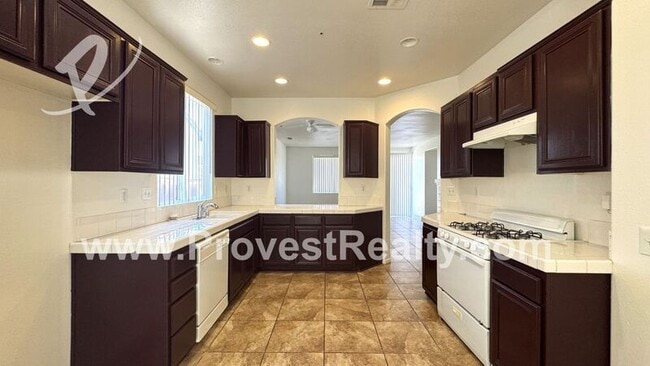 Building Photo - 14550 Chippendale Cir