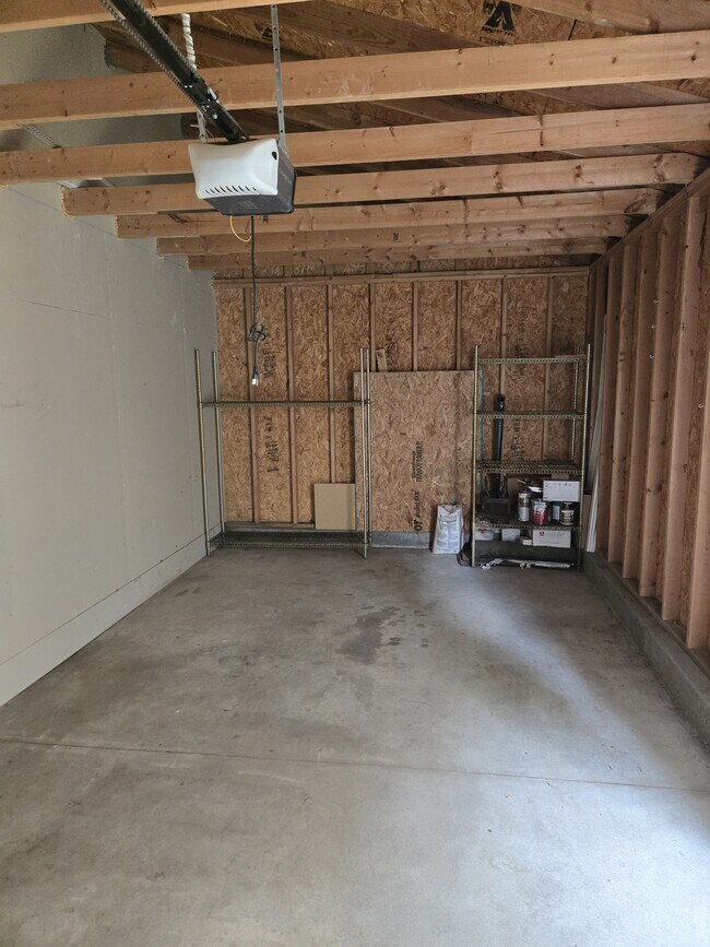 Building Photo - 5622 Wayne Ave