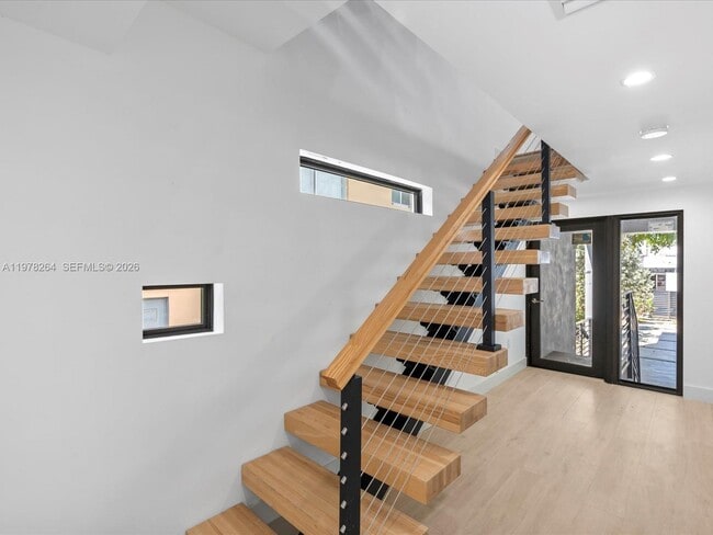 Building Photo - 1134 71st St