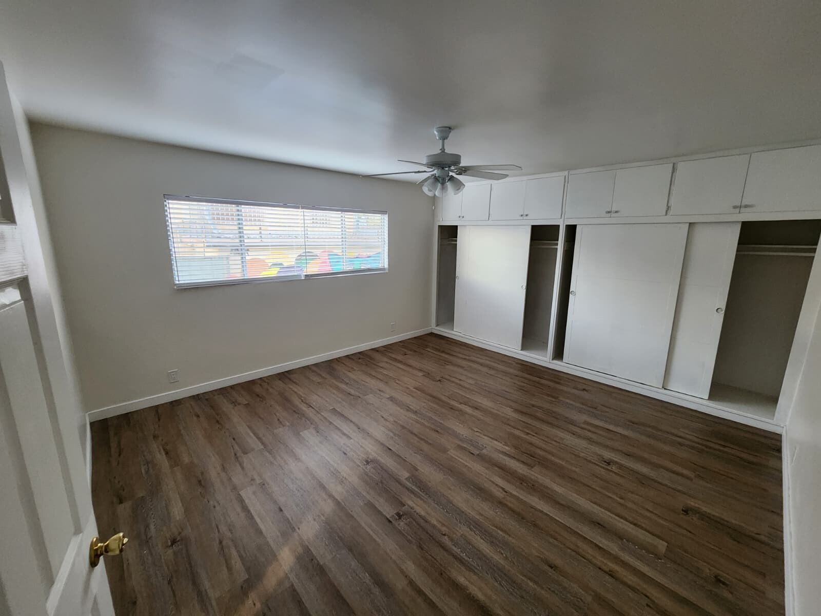 Building Photo - 1414 S Orange Grove Ave