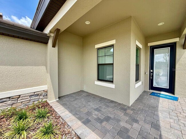Building Photo - 35617 Stableton Ln