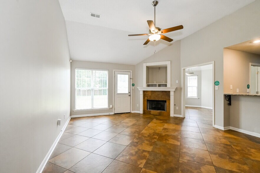 Building Photo - 11627 Mahogany Dr
