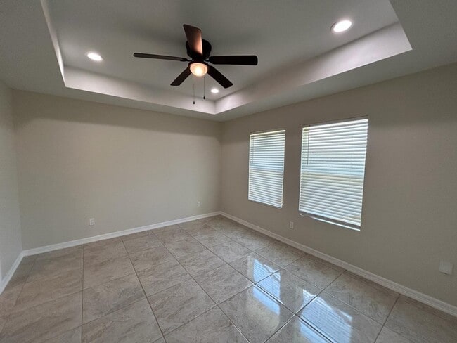 Building Photo - 2933 Zeb Dr