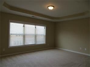 Building Photo - 456 Fieldview Ln