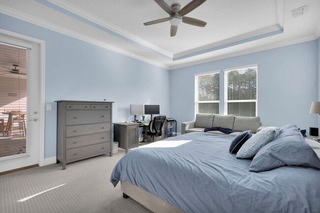 Building Photo - 2839 Montilla Dr