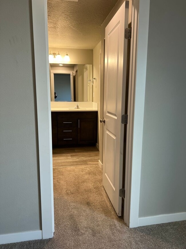 Building Photo - 3 Bedroom, 2 Bath Home  Built in 2022 - Po...