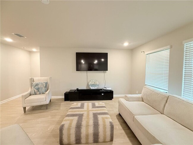 Building Photo - 10611 Burlington Estates Dr