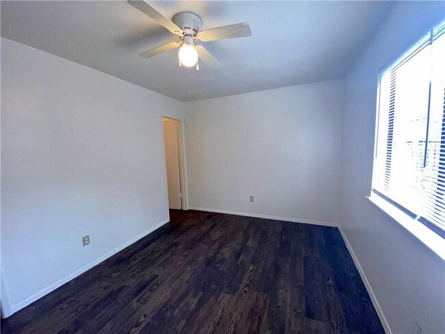 Building Photo - 12314 Alderbrook Dr