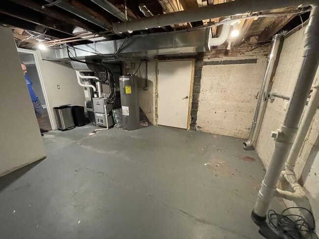 Building Photo - 2202 N 51st St