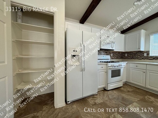 Building Photo - Beautiful 3 BR 2 BA Home for Lease