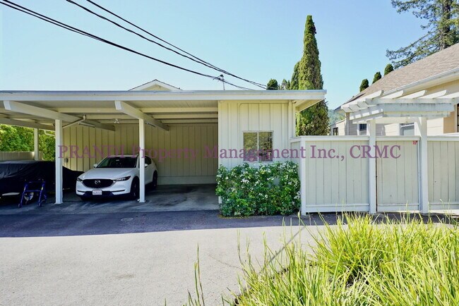 Building Photo - Reduced Rent! Now $3,300 (Was $3,500) Qual...