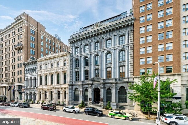 Building Photo - 421 Chestnut St