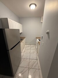 Building Photo - 178-188-188 S Whitney St