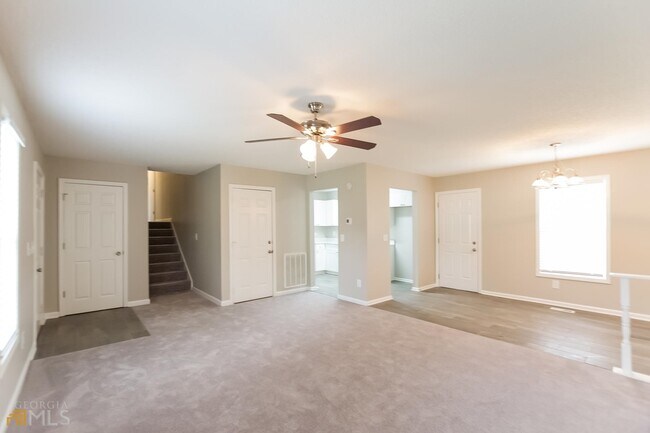 Building Photo - 206 Ivy Crest Dr