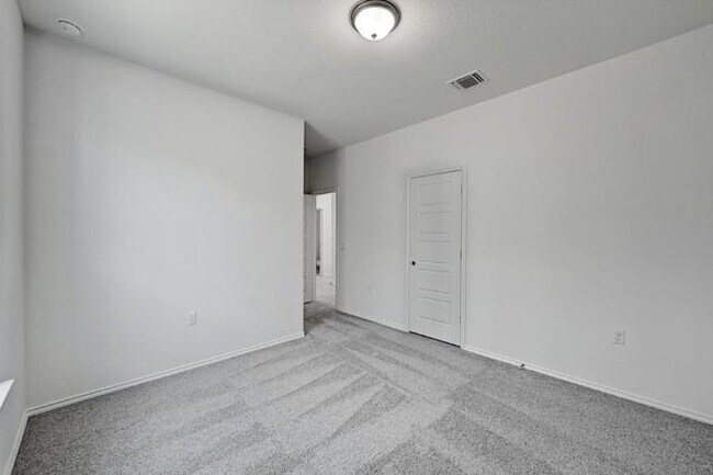 Building Photo - 12529 Hallstatt Dr