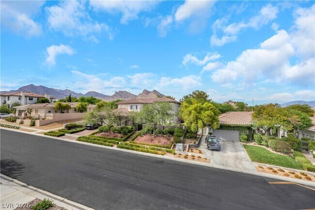 Building Photo - 1629 Saintsbury Dr