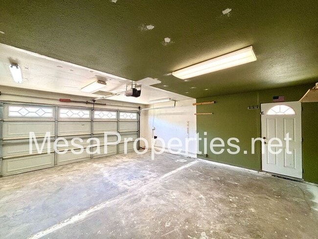 Building Photo - 18119 Pier Dr