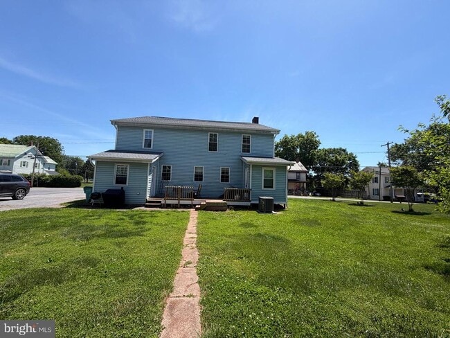 Building Photo - 8156 Rocky Ridge Rd