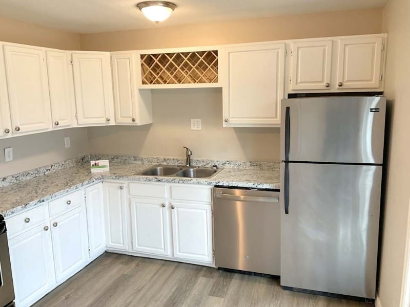 Building Photo - 15616 E Eldorado Dr