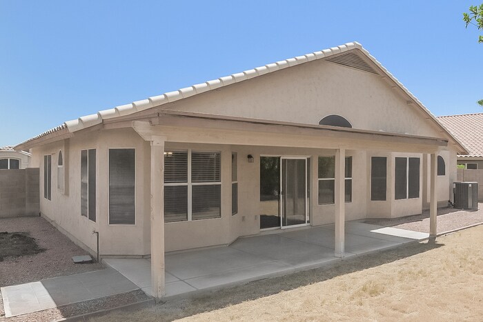 Building Photo - 9542 W Potter Dr
