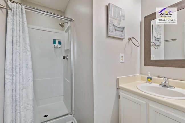 Building Photo - 130 Girard Avenue, Fayetteville, NC 28311