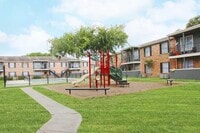 Building Photo - Sunset Crossing